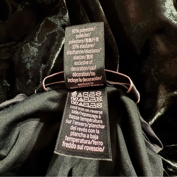 Victorias Secret Luxe Soft Slip Black Crushed Velvet Nightgown Nightie - Picture 5 of 5